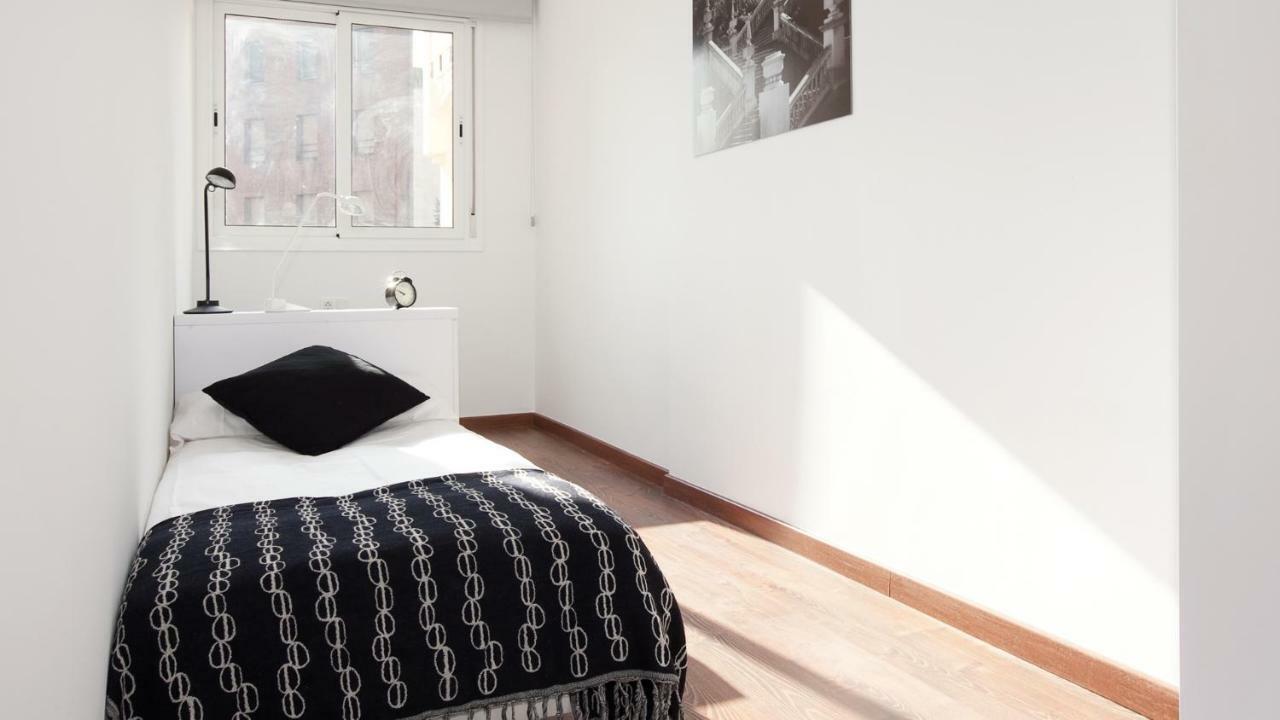 Ab Montjuic Apartment บาร์เซโลนา ภายนอก รูปภาพ